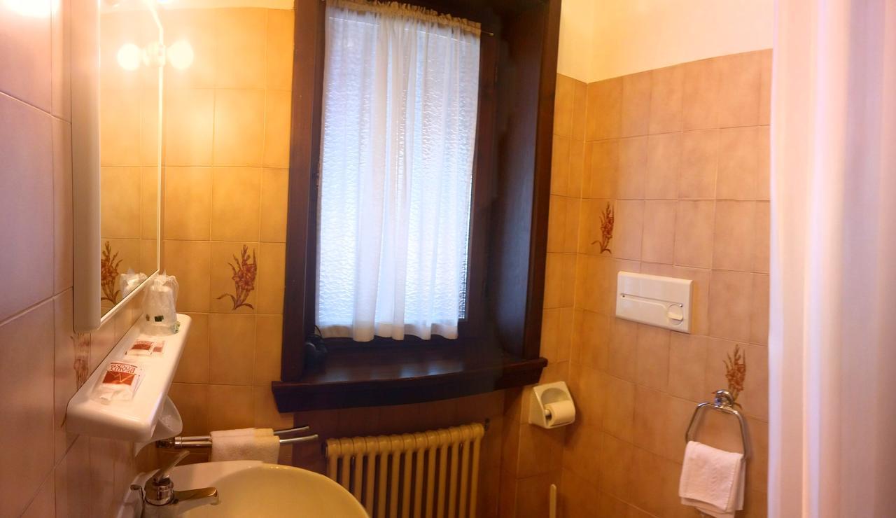 Hotel Alle Alpi Alleghe Esterno foto